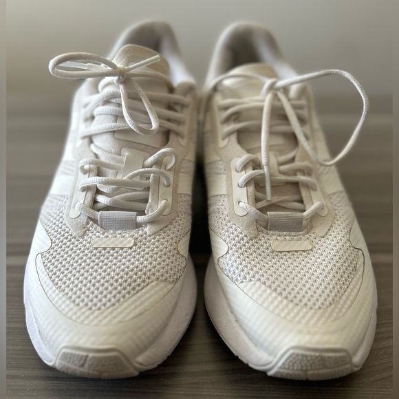 Adidas size 5 - Picture 5 of 8